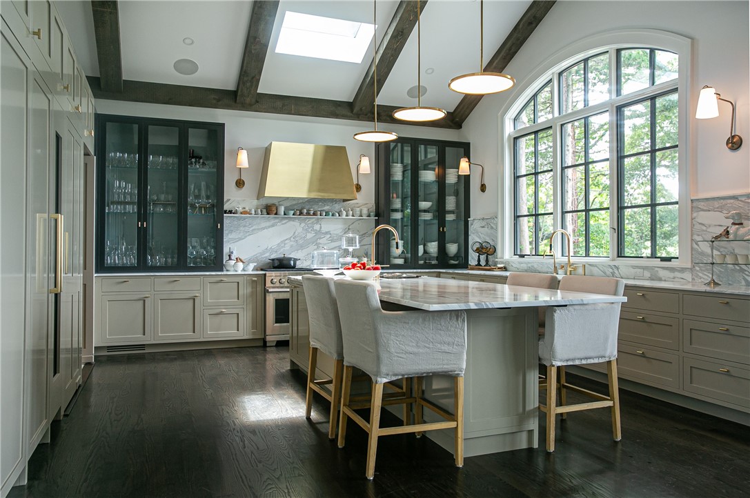 133 Ferry Road Bristol, RI 02809 - Photo 8 of 34 Gallery Image 8