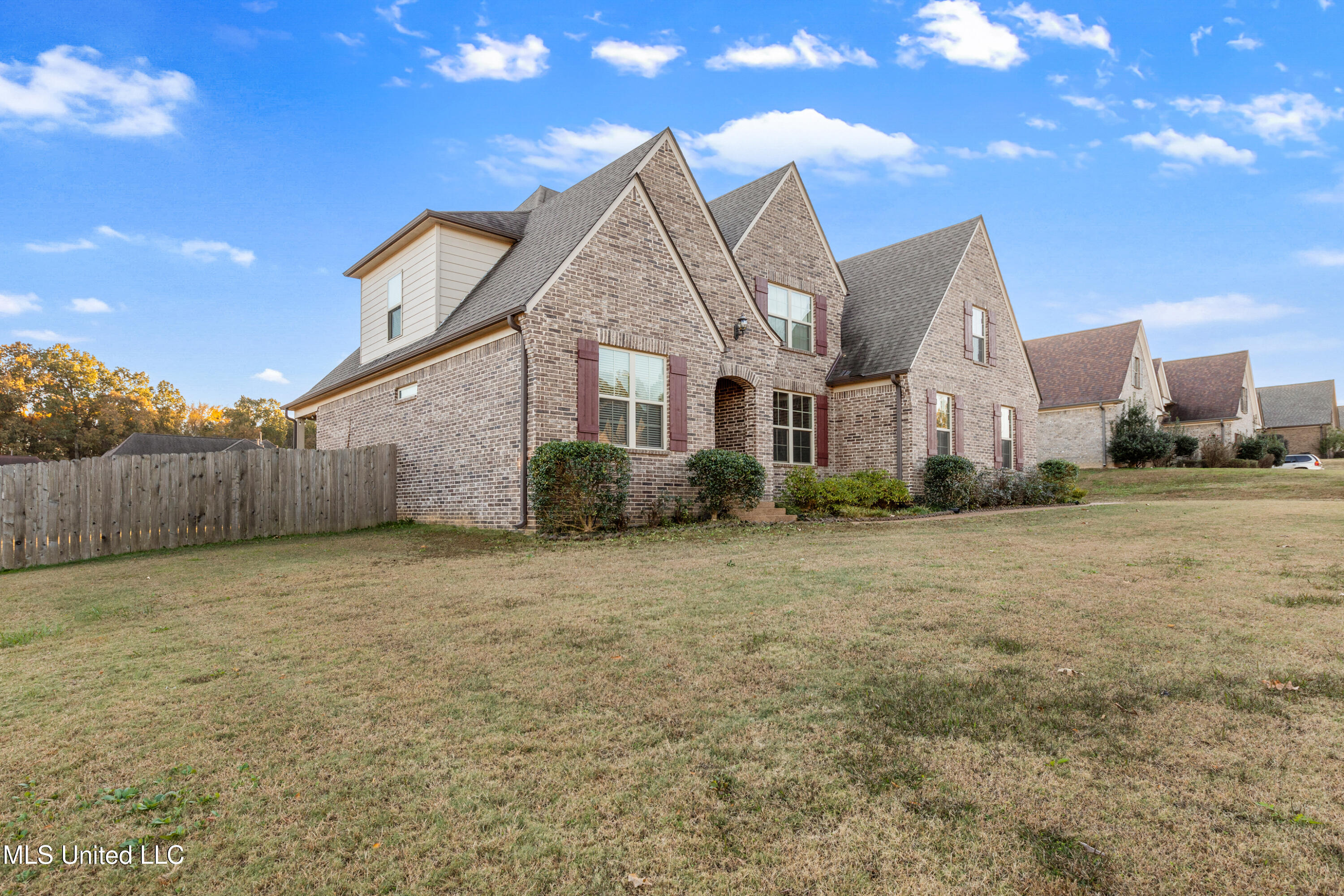 14415 Red Chip Trail Olive Branch, MS 38654 - Photo 3 of 37 31 (1)