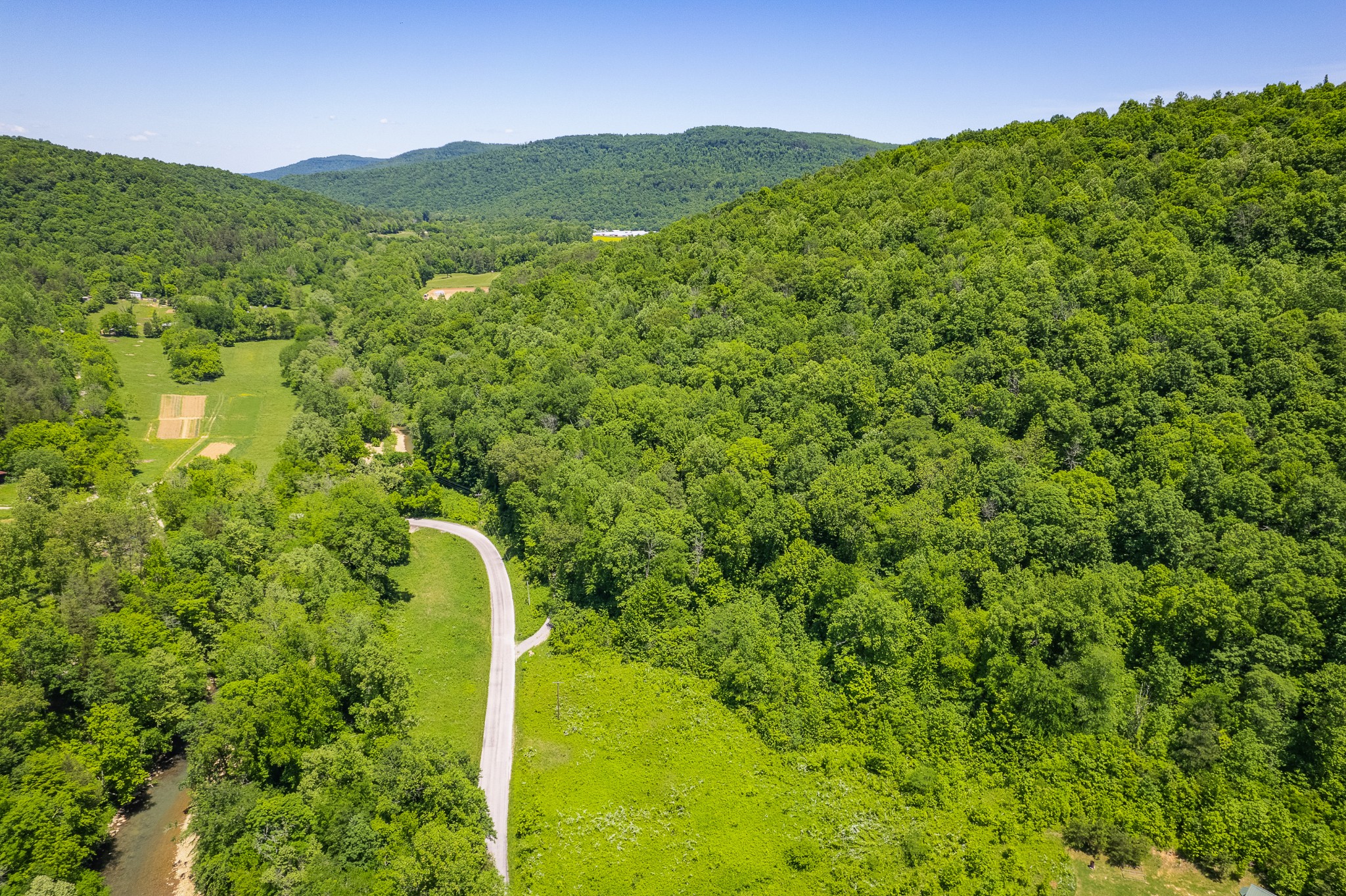 429 Shiloh Road Crawford, TN 38554 - Photo 7 of 9 Gallery Image 7