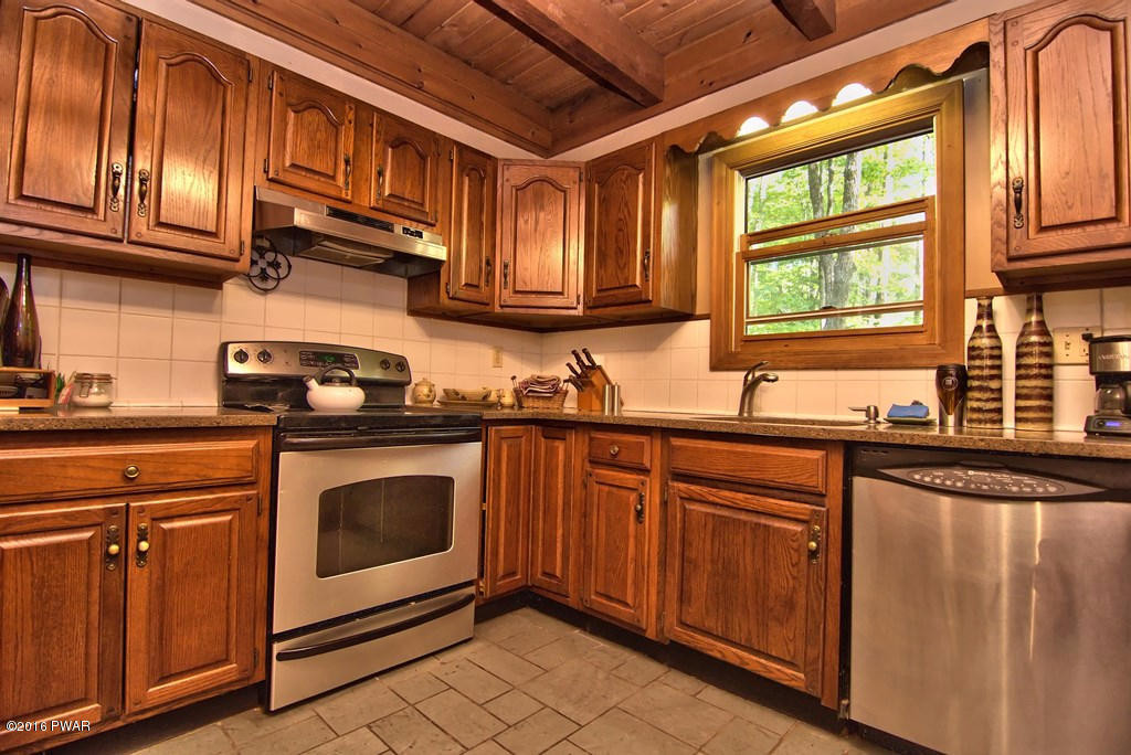 619 Deerfield Road Lake Ariel, PA 18436 - Photo 17 of 30