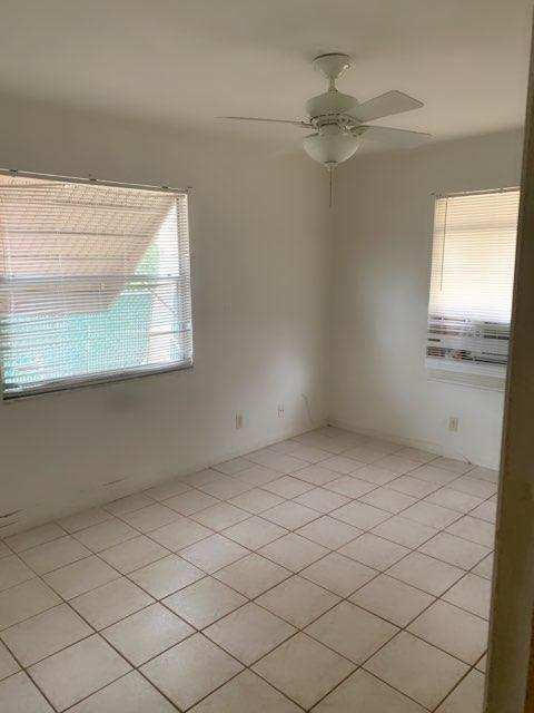 300 Manchester Street Boca Raton, FL 33487 - Photo 6 of 10