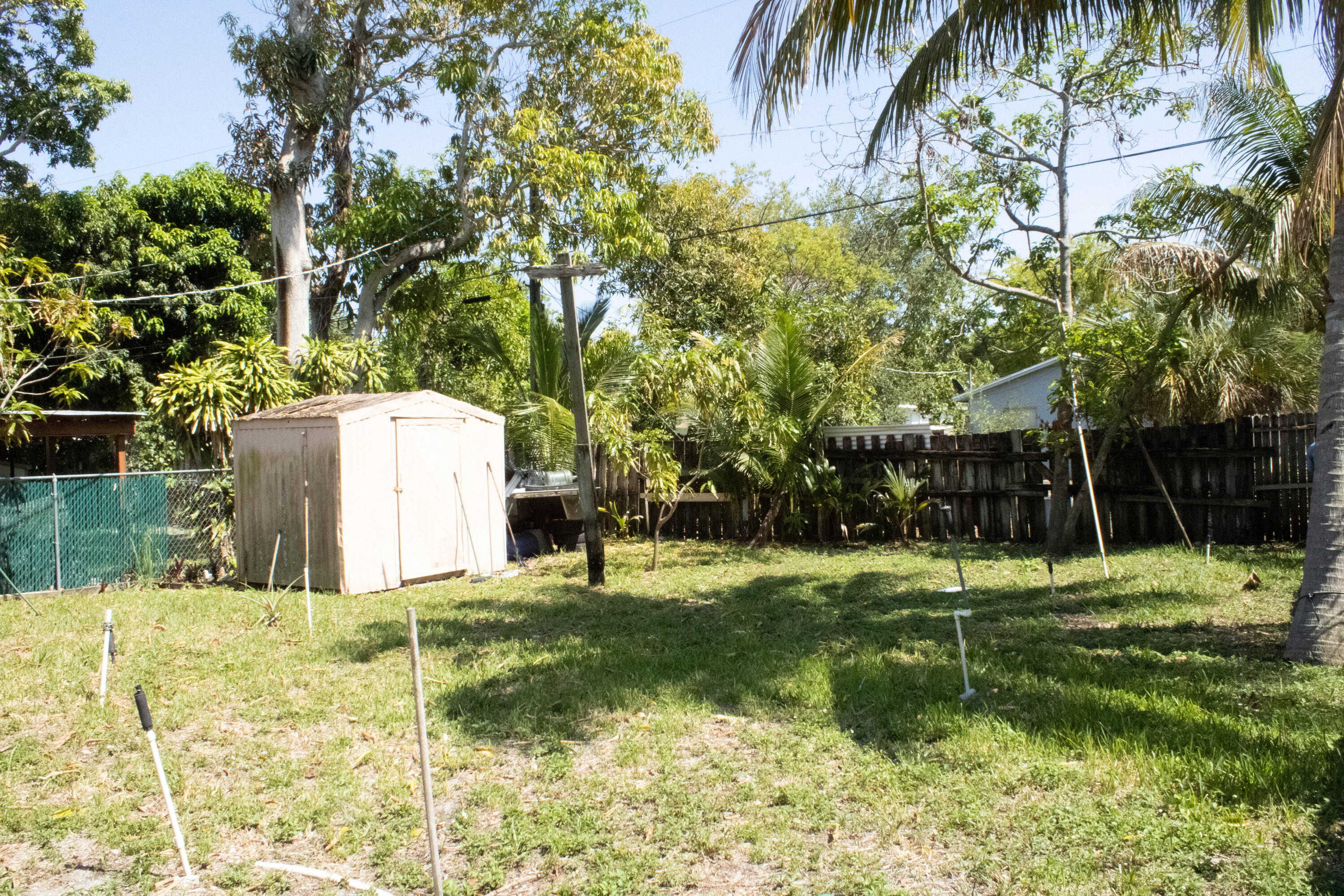 300 Manchester Street Boca Raton, FL 33487 - Photo 9 of 10 a view of a park with tree s