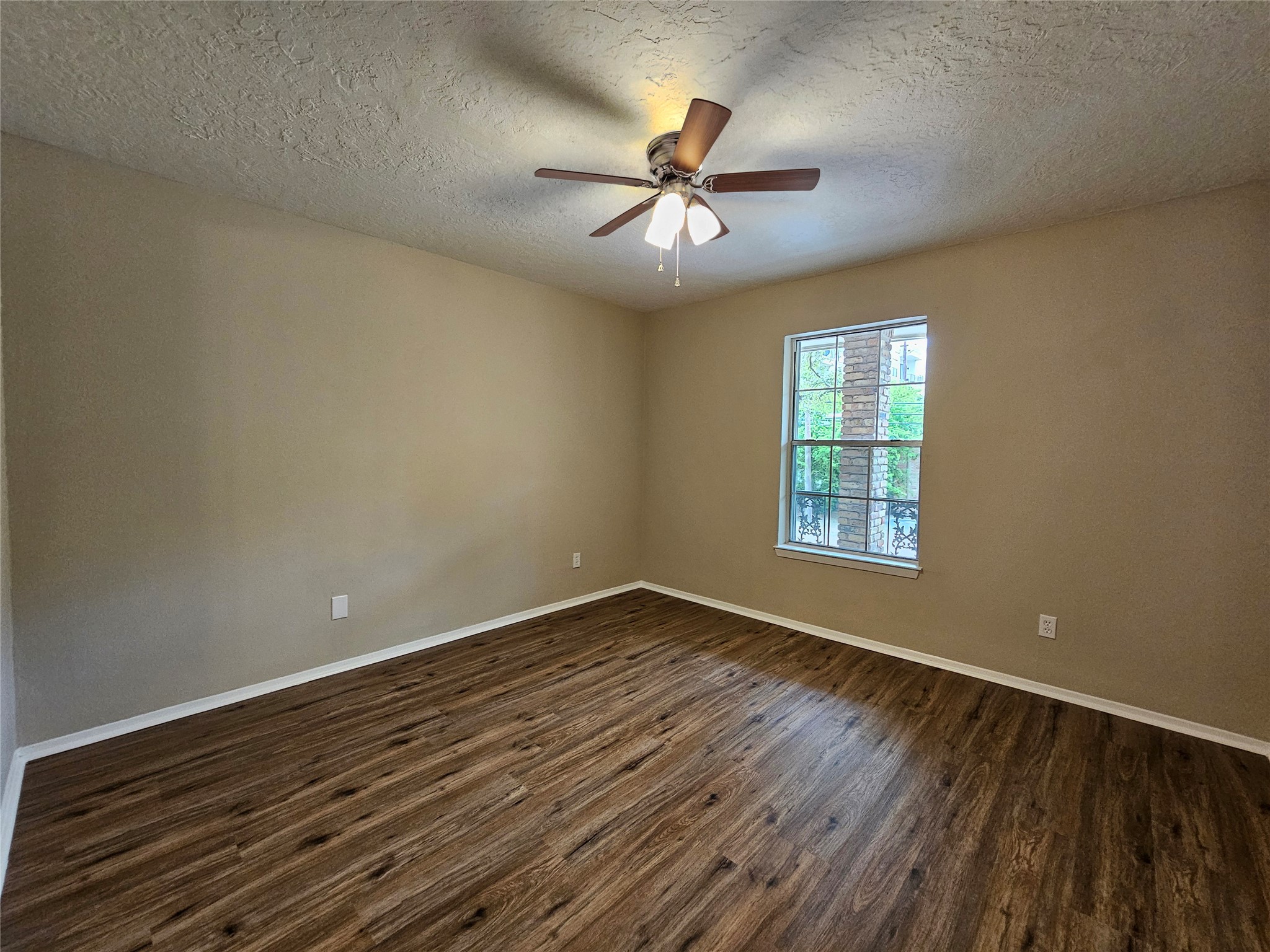 3224 Timmons Lane, Unit 128 Houston, TX 77027 - Photo 22 of 34