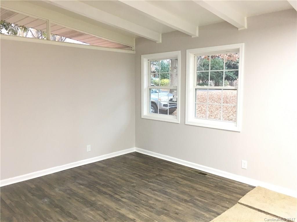 5539 Queen Anne Road Charlotte, NC 28217 - Photo 5 of 13 Gallery Image 5