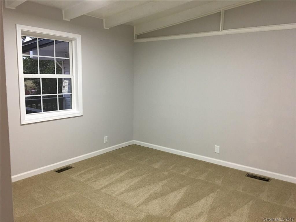 5539 Queen Anne Road Charlotte, NC 28217 - Photo 10 of 13 Gallery Image 10