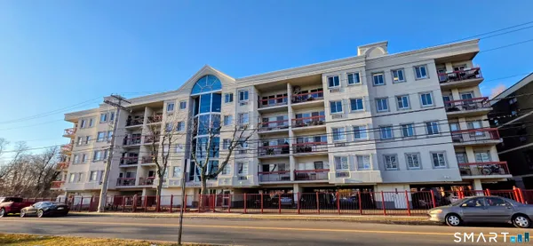 $199,000 | 850 Atlantic Street, Unit 212, Bridgeport, CT 06604