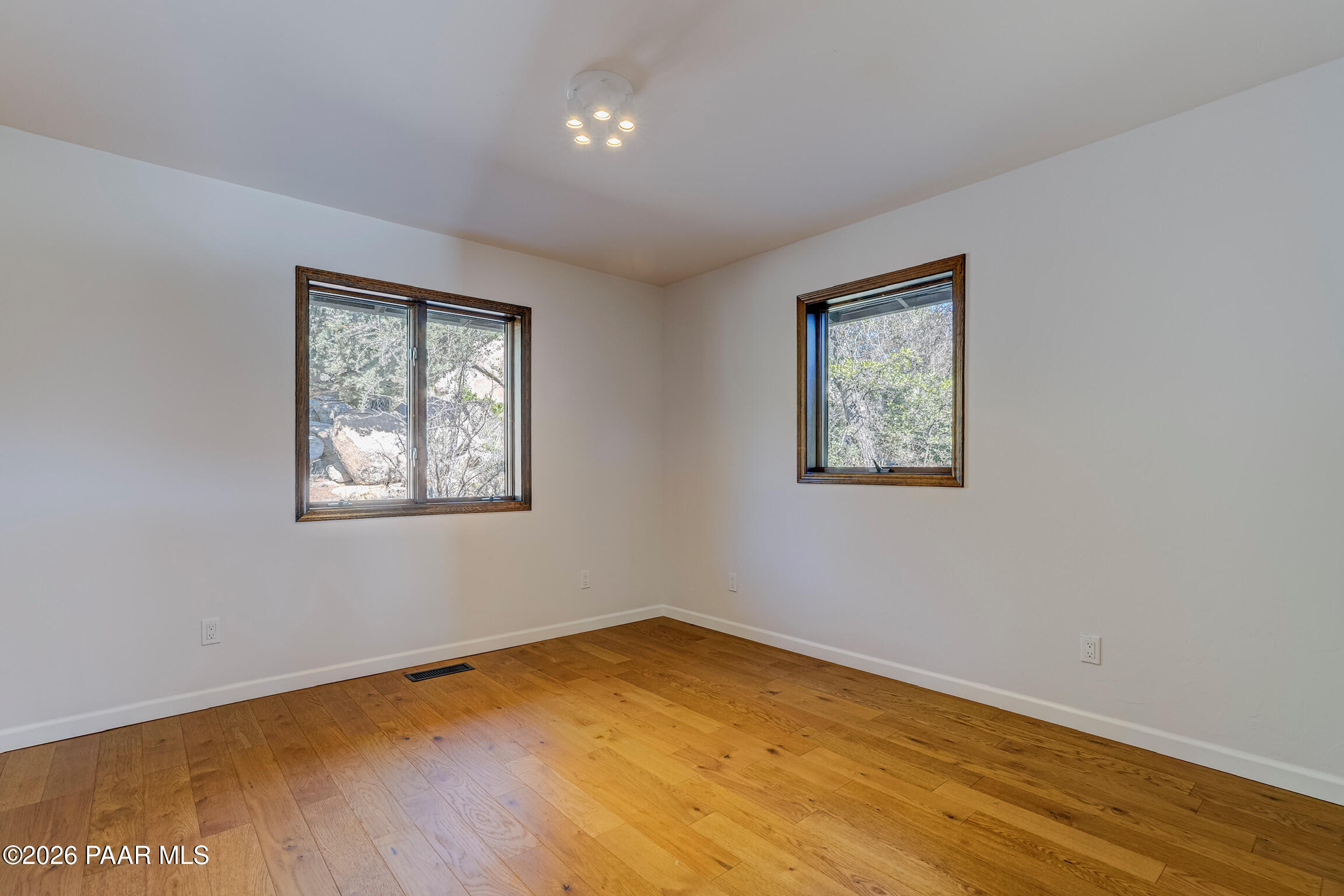 2256 Loma Rica Circle Prescott, AZ 86303 - Photo 23 of 57 Guest Bedroom 2