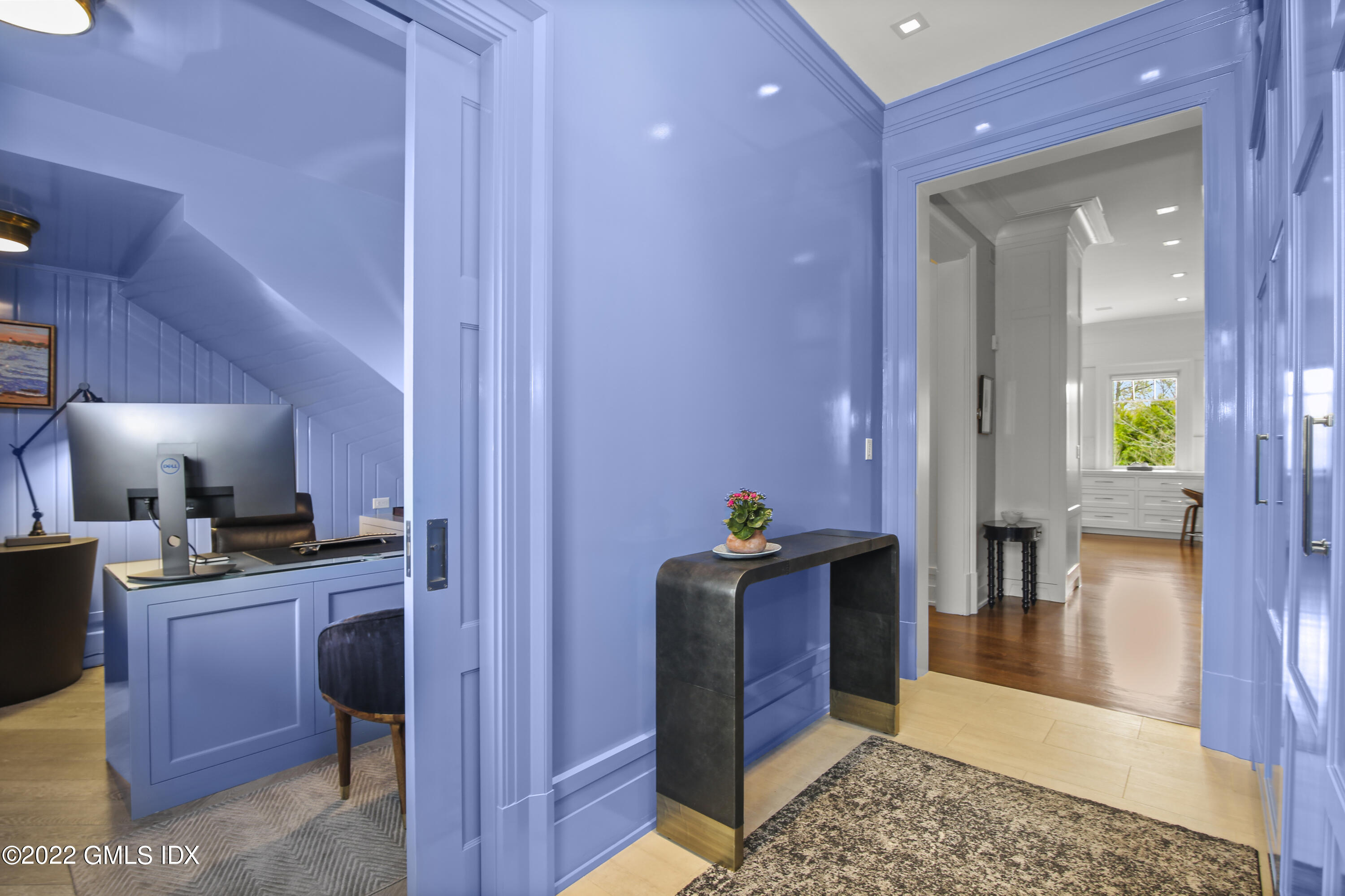 1 Ledge Road Old Greenwich, CT 06870 - Photo 13 of 33 Gorgeous lacquer walls in mudroom