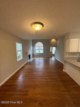 $2,000 | Undisclosed Address, New Bern, NC 28562