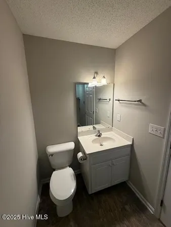 $2,000 | Undisclosed Address, New Bern, NC 28562