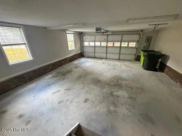 $2,000 | Undisclosed Address, New Bern, NC 28562