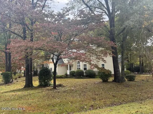 $2,000 | Undisclosed Address, New Bern, NC 28562