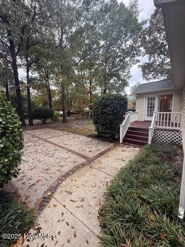 $2,200 | Undisclosed Address, New Bern, NC 28562