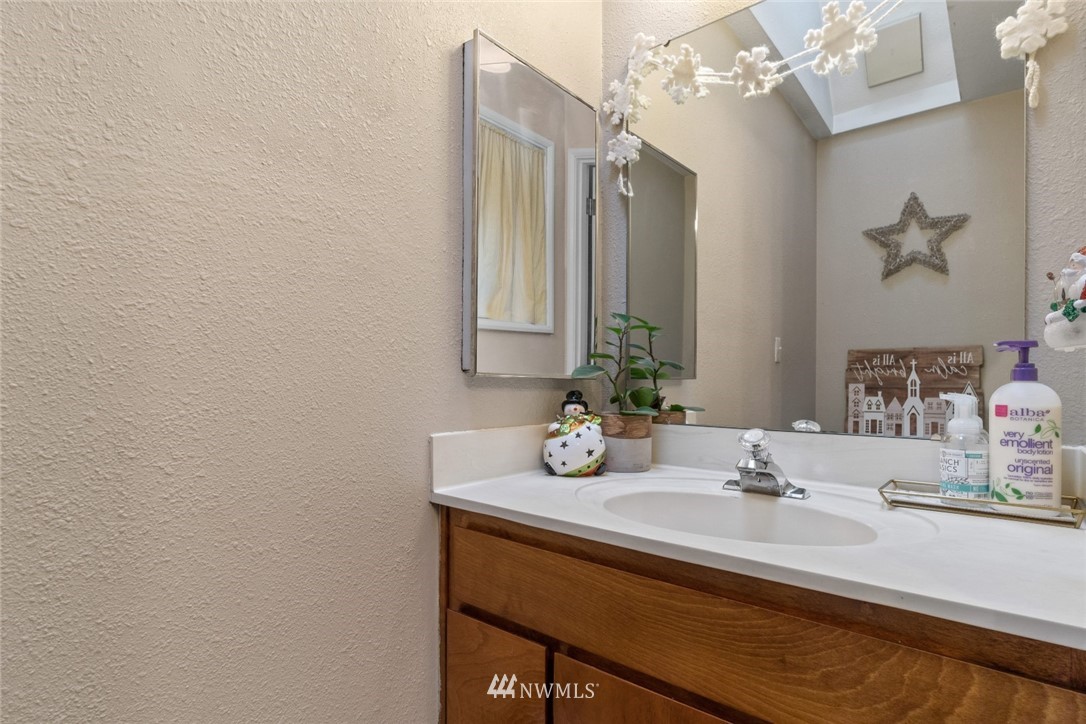 367 Southeast Valley View Way Chehalis, WA 98532 - Photo 12 of 21 Gallery Image 12