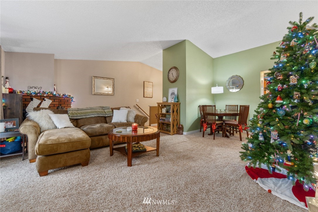 367 Southeast Valley View Way Chehalis, WA 98532 - Photo 6 of 21 Gallery Image 6