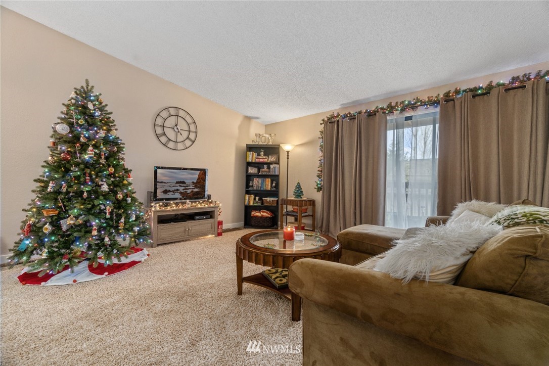 367 Southeast Valley View Way Chehalis, WA 98532 - Photo 7 of 21 Gallery Image 7