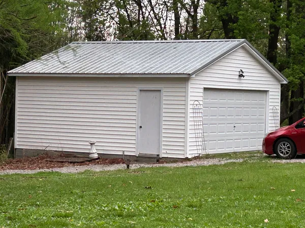 $389,900 | 7695 Old Highway 51 North, Cobden, IL 62920