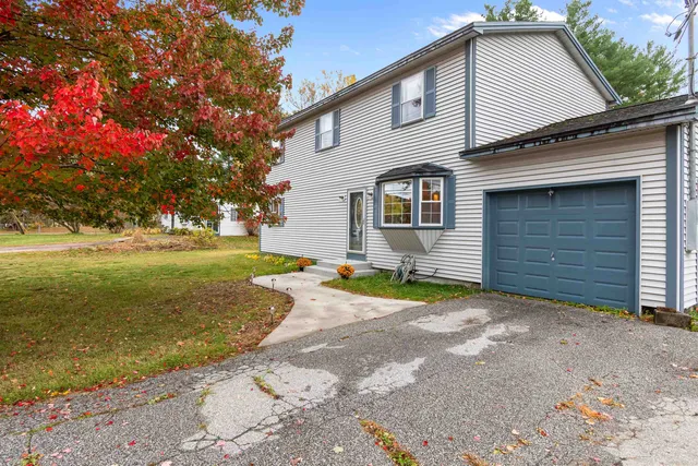 $459,000 | 77 Hobbs Road, Milton, VT 05468