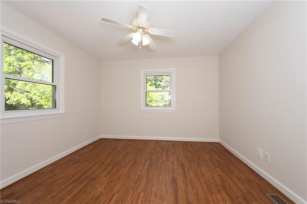 4484 Cotswold Road Pfafftown, NC 27040 - Photo 32 of 47