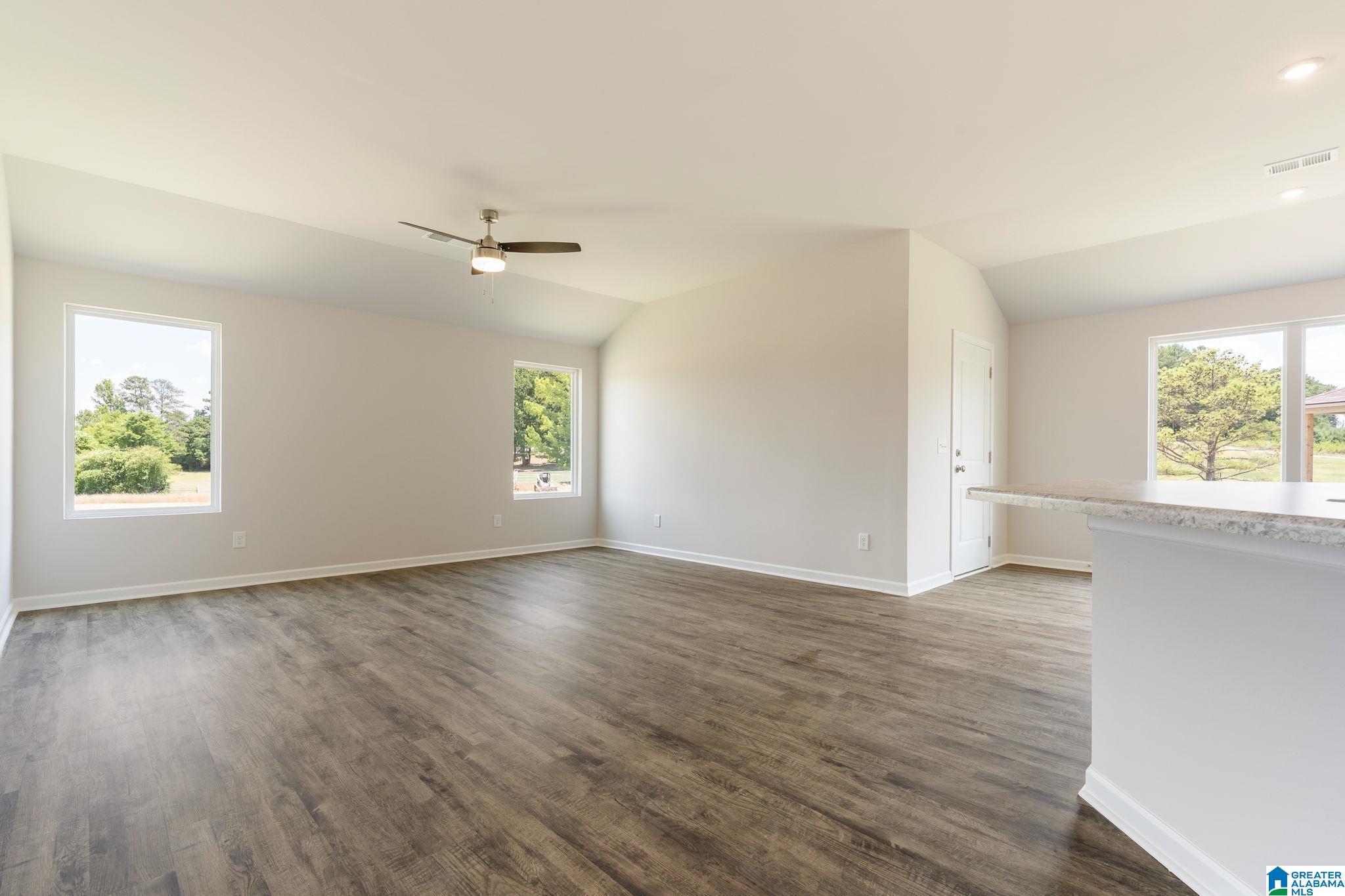 237 Skyline Loop Jacksonville, AL 36265 - Photo 8 of 46