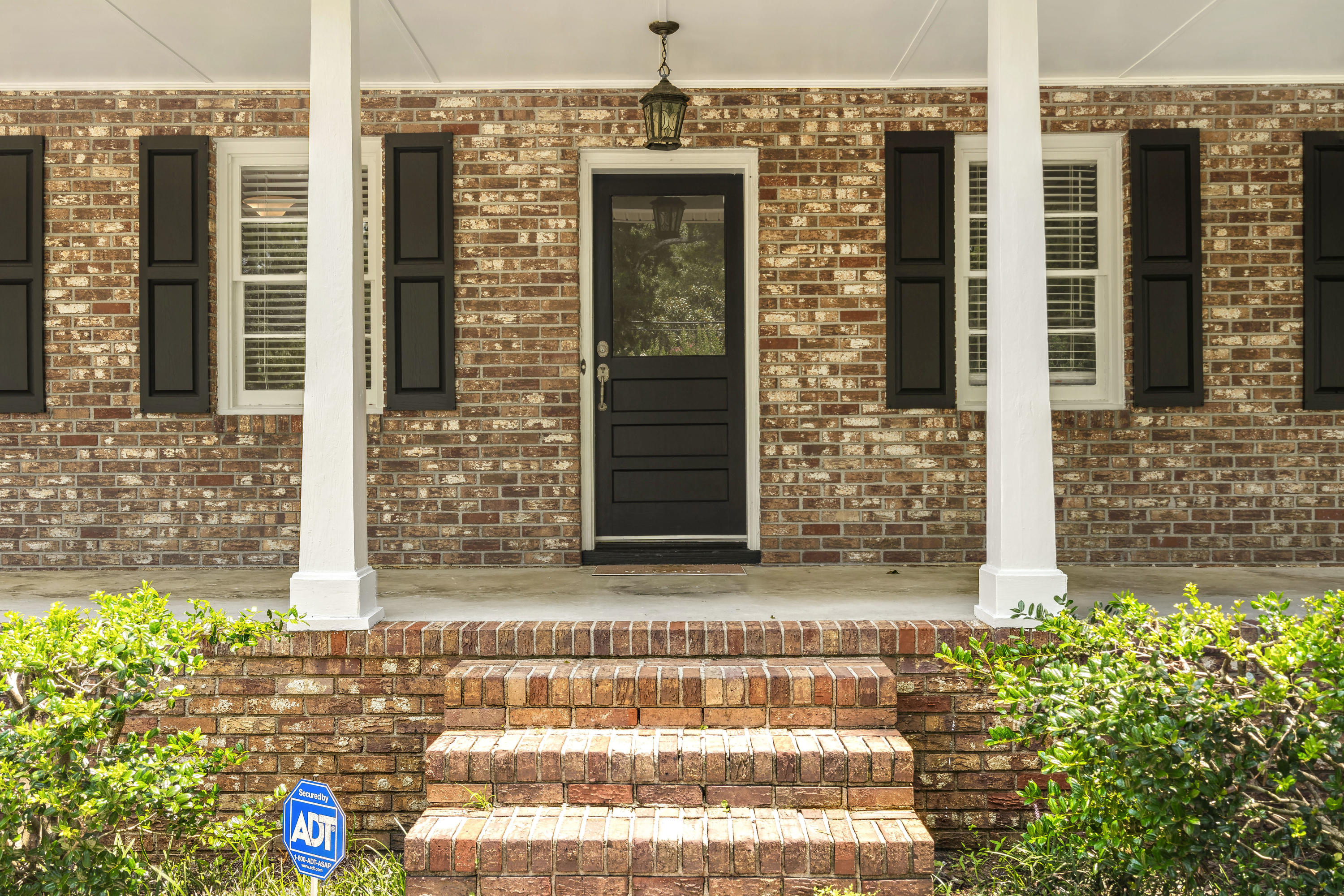 633 Gahagan Road Summerville, SC 29485 - Photo 3 of 28 3