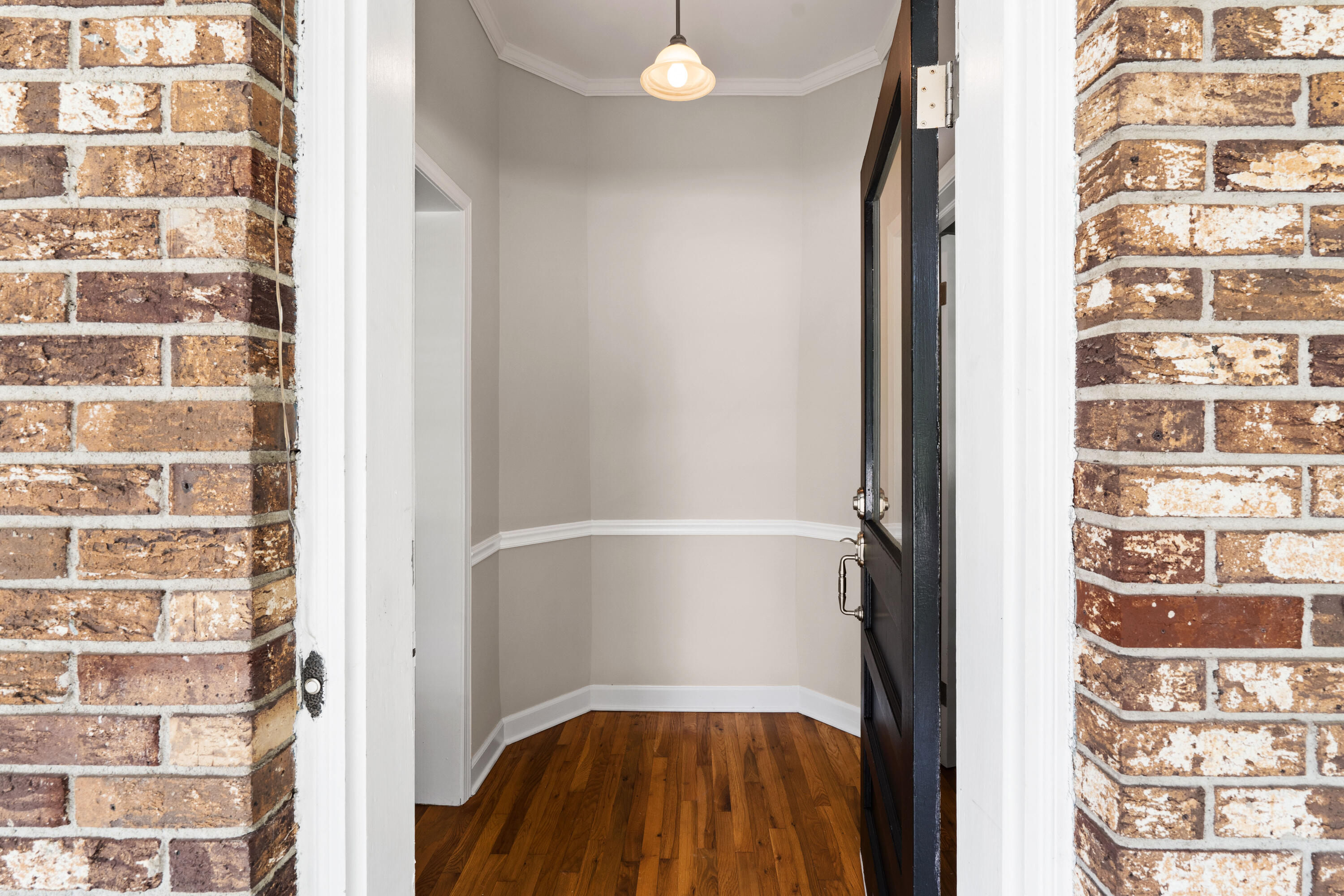 633 Gahagan Road Summerville, SC 29485 - Photo 5 of 28 5