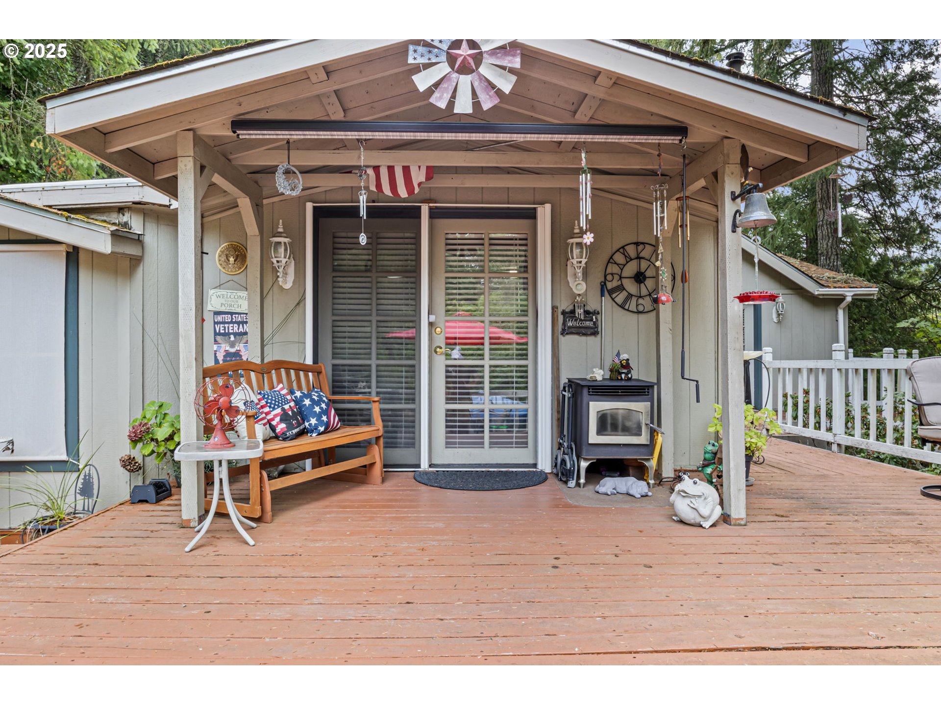 684 Bear Creek Road Cottage Grove, OR 97424 - Photo 12 of 47
