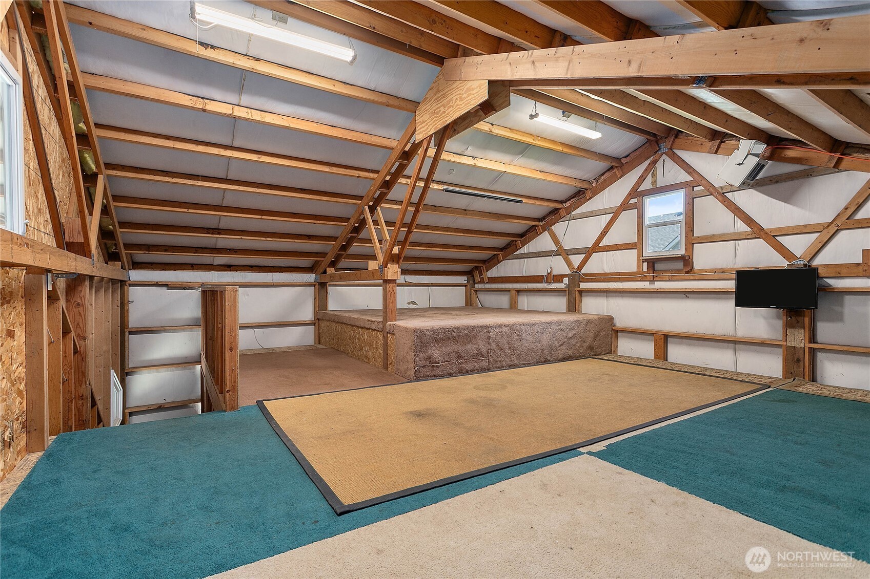 3269 Haynie Road Custer, WA 98240 - Photo 36 of 39 a view of a living room