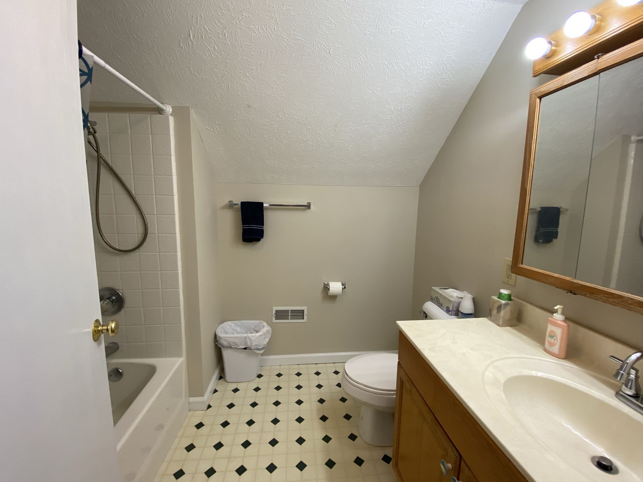 4202 South Garrison Chapel Road Bloomington, IN 47403 - Photo 17 of 33