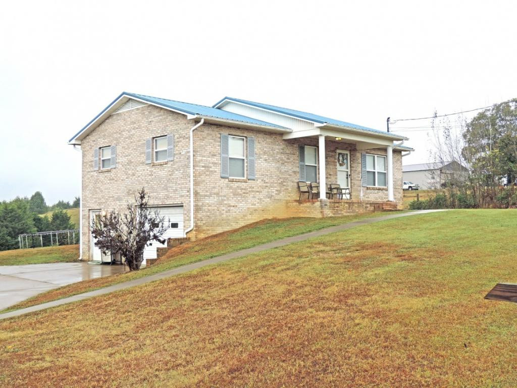 2565 Carpenters Chapel Road Mosheim, TN 37818 - Photo 2 of 16 Photo 2