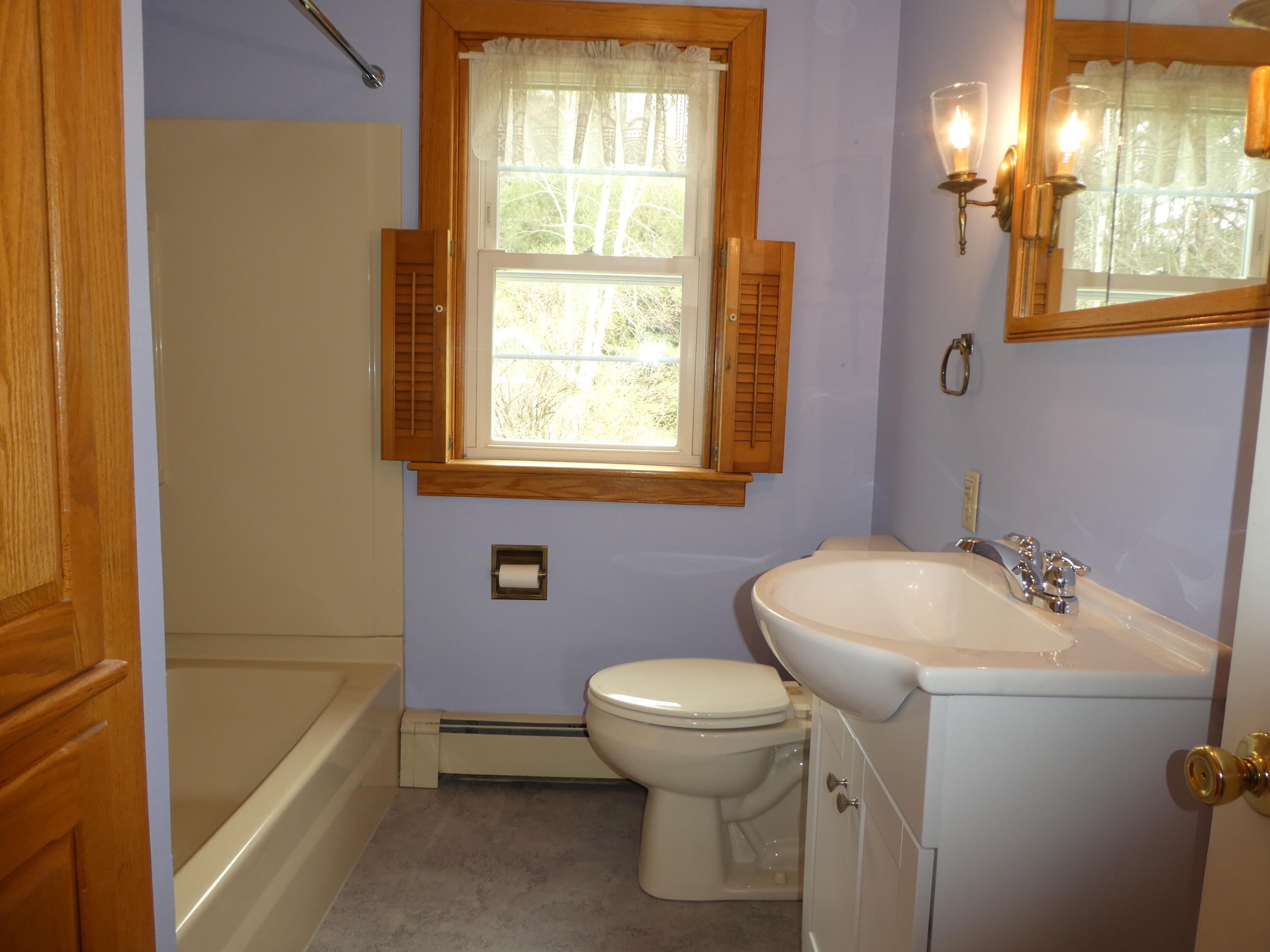 19 Bridgton Road East Baldwin, ME 04024 - Photo 21 of 27 ful bath