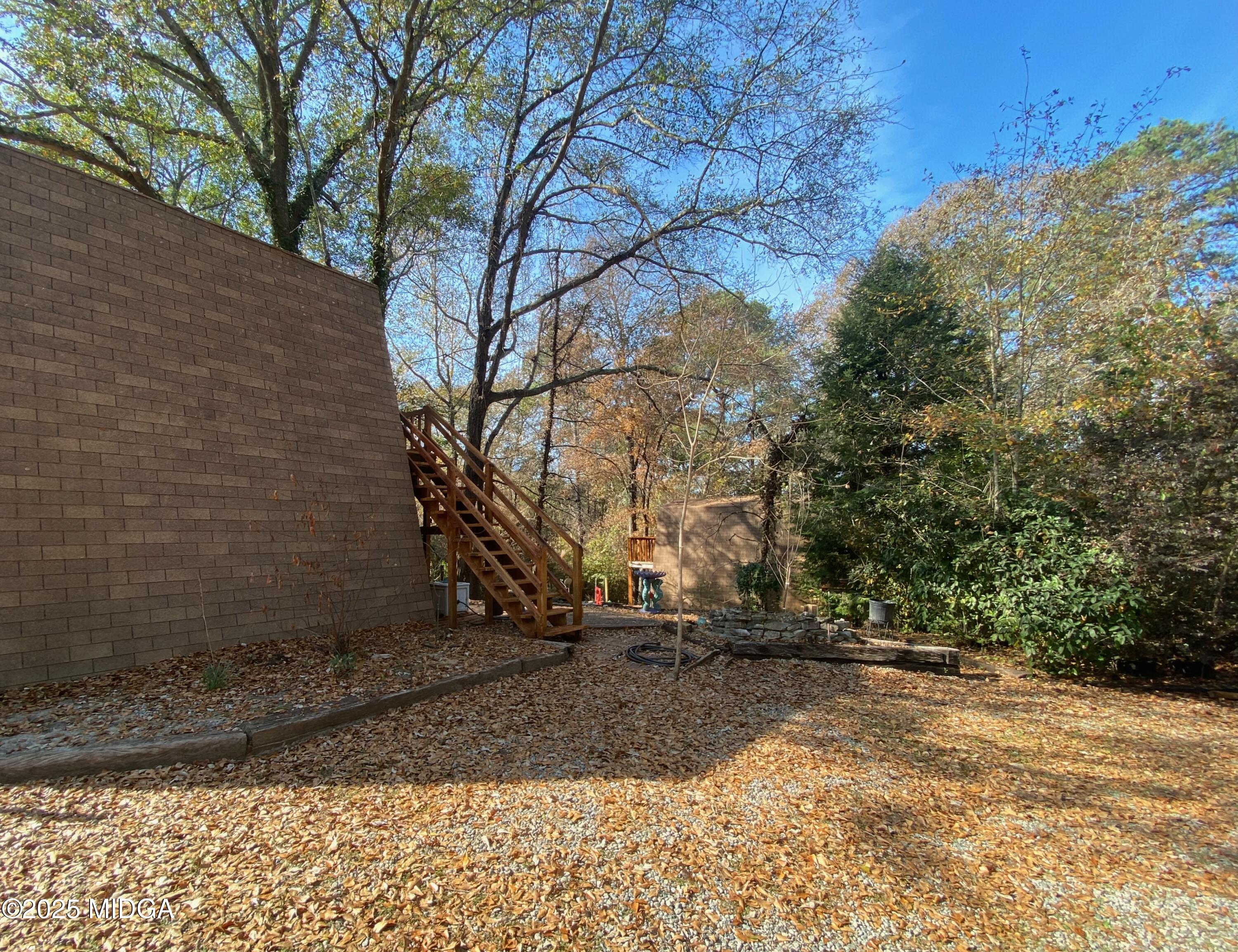 231 West Seminole Drive Byron, GA 31008 - Photo 36 of 38 a view of road and trees