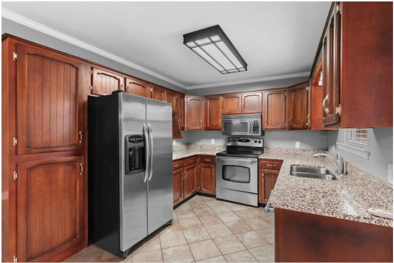 8919 Quail Run Drive Chattanooga, TN 37421 - Photo 4 of 13 Screen Shot 2024-10-18 at 7.01.58 AM