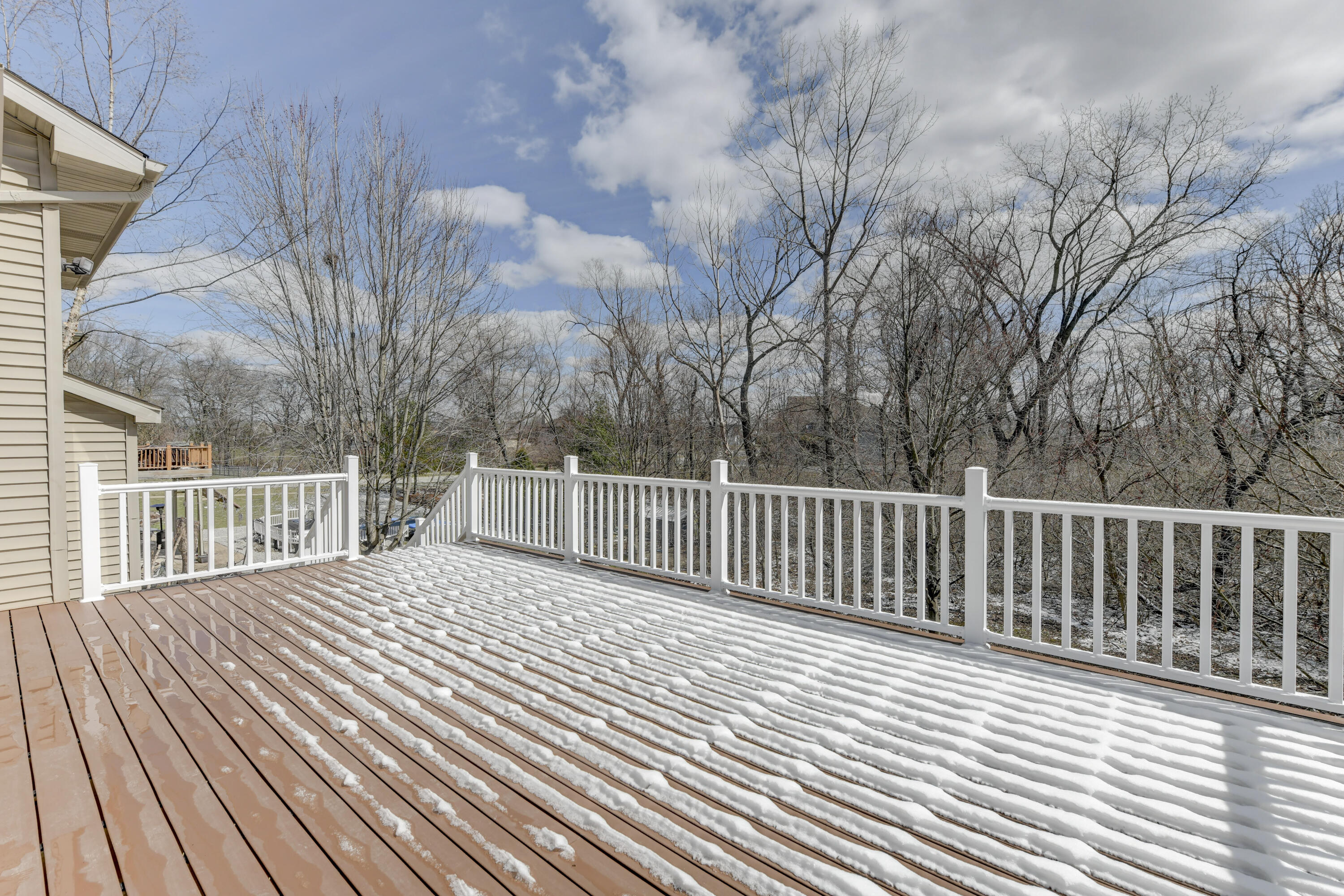 9575 Calumet Street Dyer, IN 46311 - Photo 51 of 53 a view of a wooden roof deck