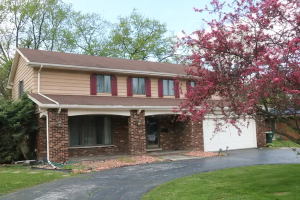 $385,000 | 20832 Sparta Lane, Olympia Fields, IL 60461