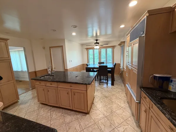 $385,000 | 20832 Sparta Lane, Olympia Fields, IL 60461