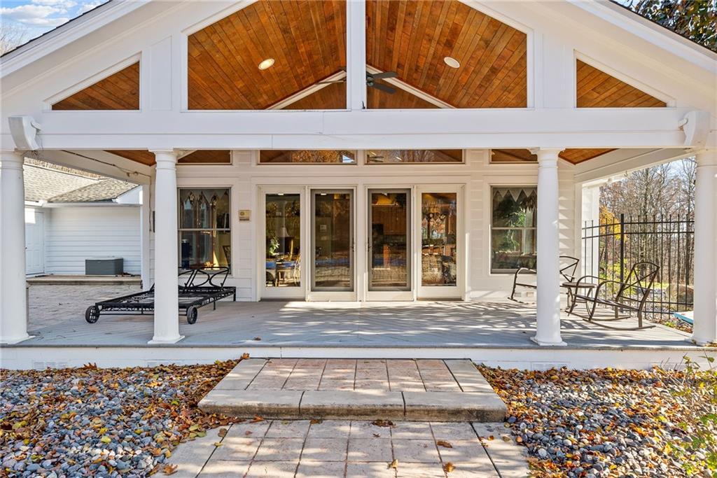 1351 Lindsey Road New Castle, PA 16105 - Photo 41 of 49 front view of a building