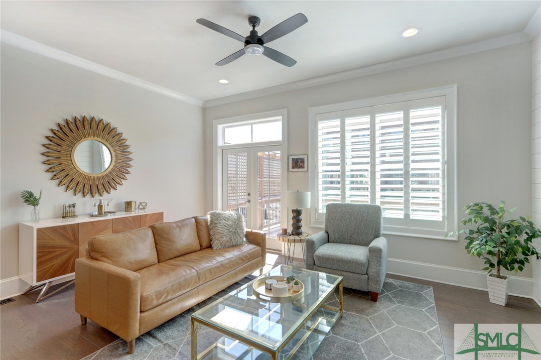 457 Port Street Savannah, GA 31401 - Photo 4 of 32