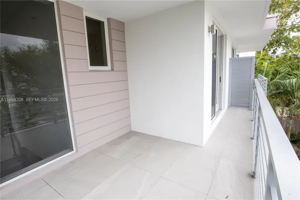 $1,575,000 | 3374 Day Avenue, Unit A, Miami, FL 33133