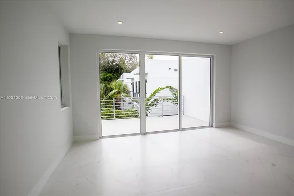 $1,575,000 | 3374 Day Avenue, Unit A, Miami, FL 33133