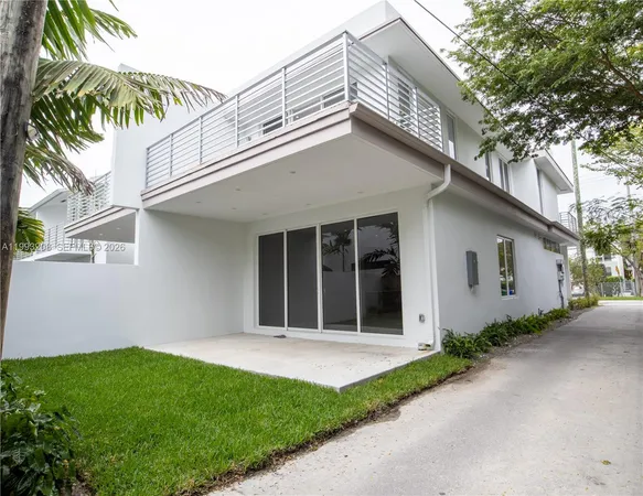 $1,575,000 | 3374 Day Avenue, Unit A, Miami, FL 33133