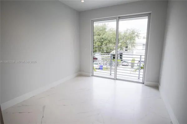 $1,575,000 | 3374 Day Avenue, Unit A, Miami, FL 33133