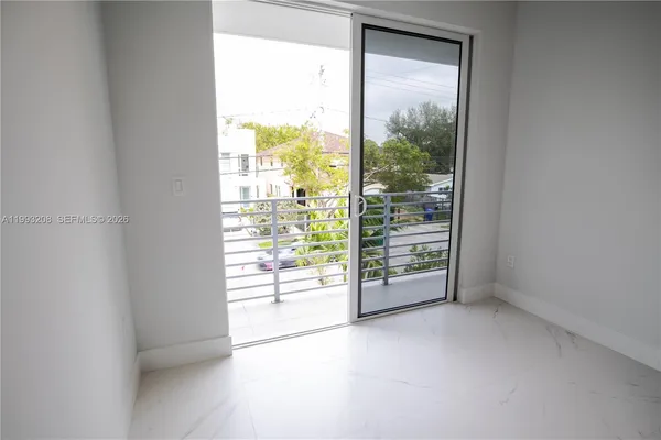 $1,575,000 | 3374 Day Avenue, Unit A, Miami, FL 33133