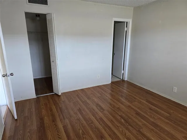 $160,000 | 7925 North Colony Circle, Unit 205, Fort Lauderdale, FL 33321