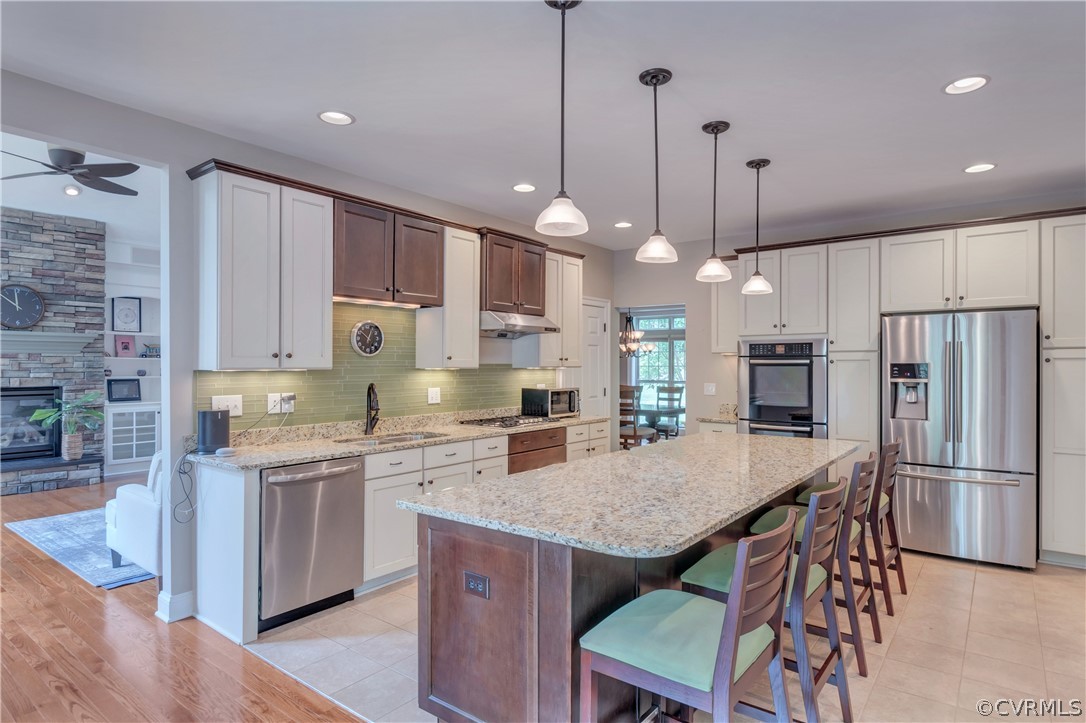 464 Guildford Farm Road Ruckersville, VA 22968 - Photo 17 of 36 High End Cabinetry with Granite Countertops, Break