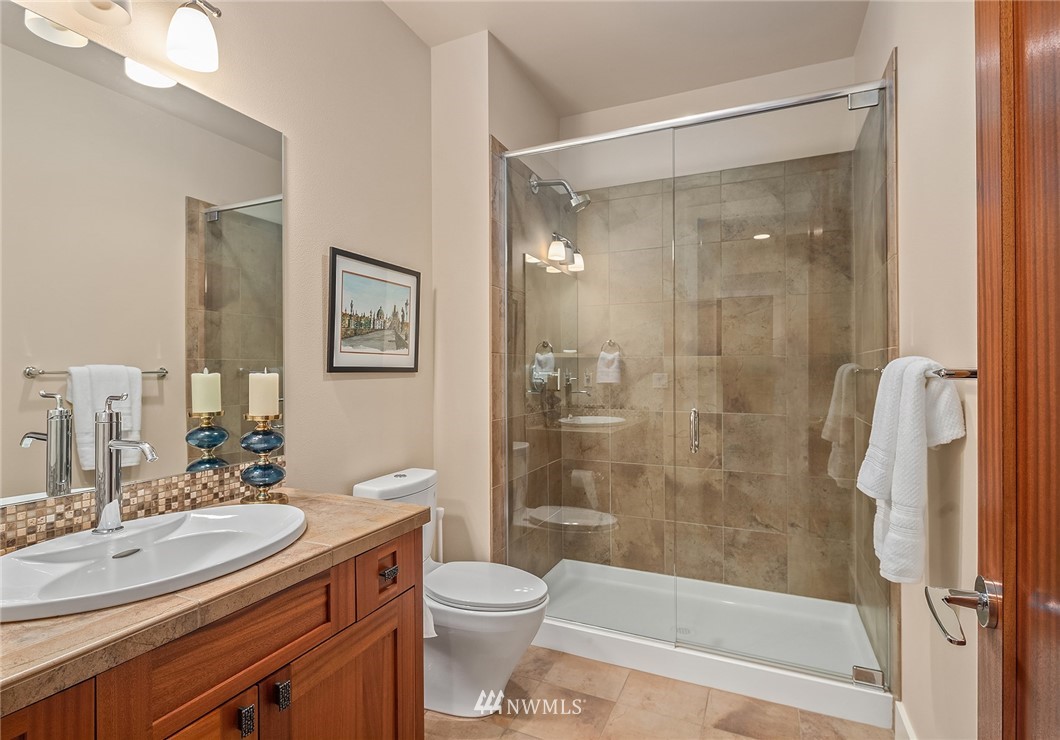 4157 Williams Avenue North Renton, WA 98056 - Photo 4 of 38