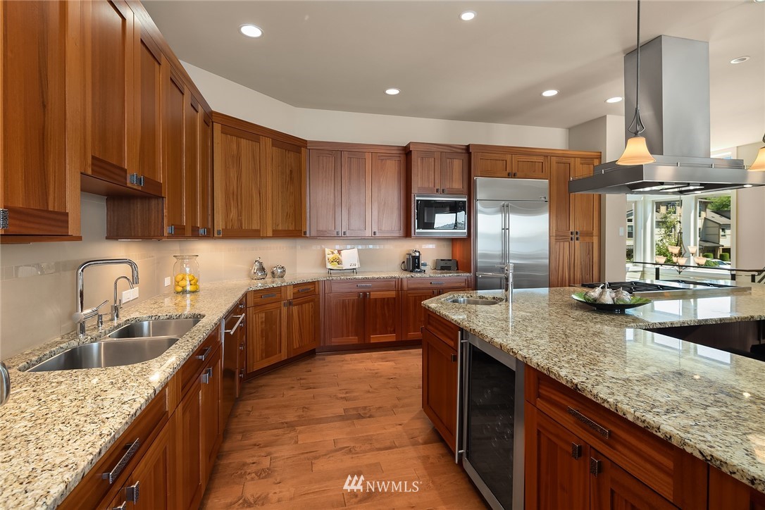 4157 Williams Avenue North Renton, WA 98056 - Photo 9 of 38