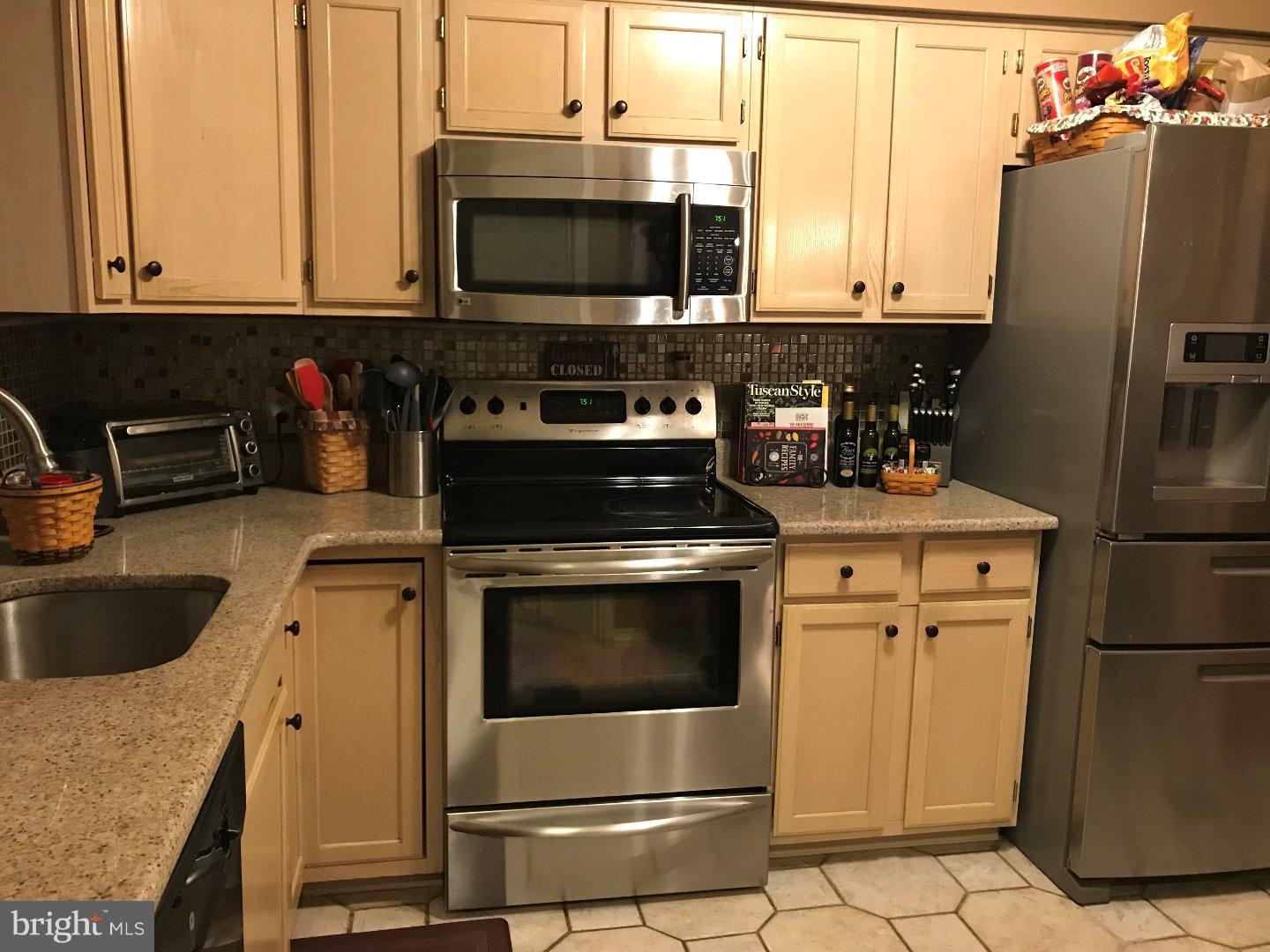 30 Country Road Perkasie, PA 18944 - Photo 5 of 23 Kitchen