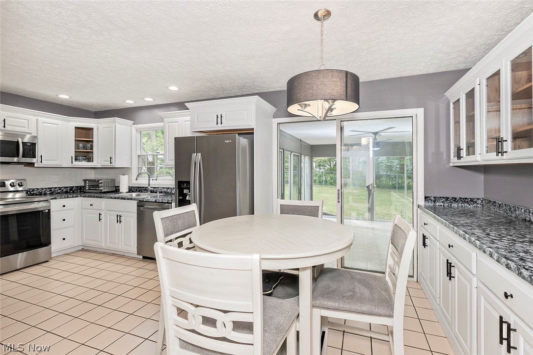 32705 Arthur Road Solon, OH 44139 - Photo 11 of 50 Gallery Image 11