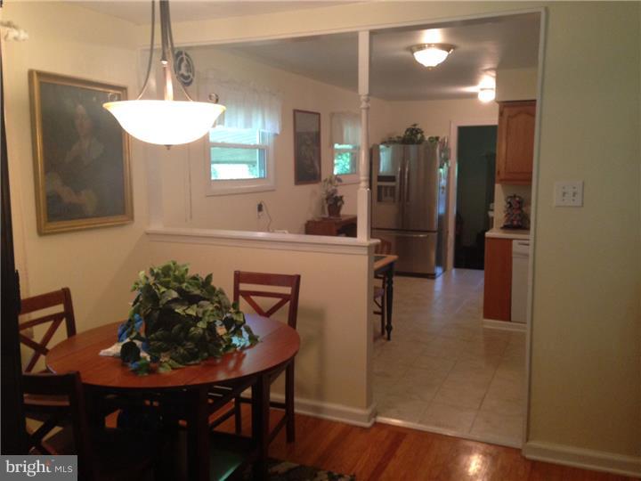 607 Devon Road Moorestown, NJ 08057 - Photo 3 of 18 Gallery Image 3